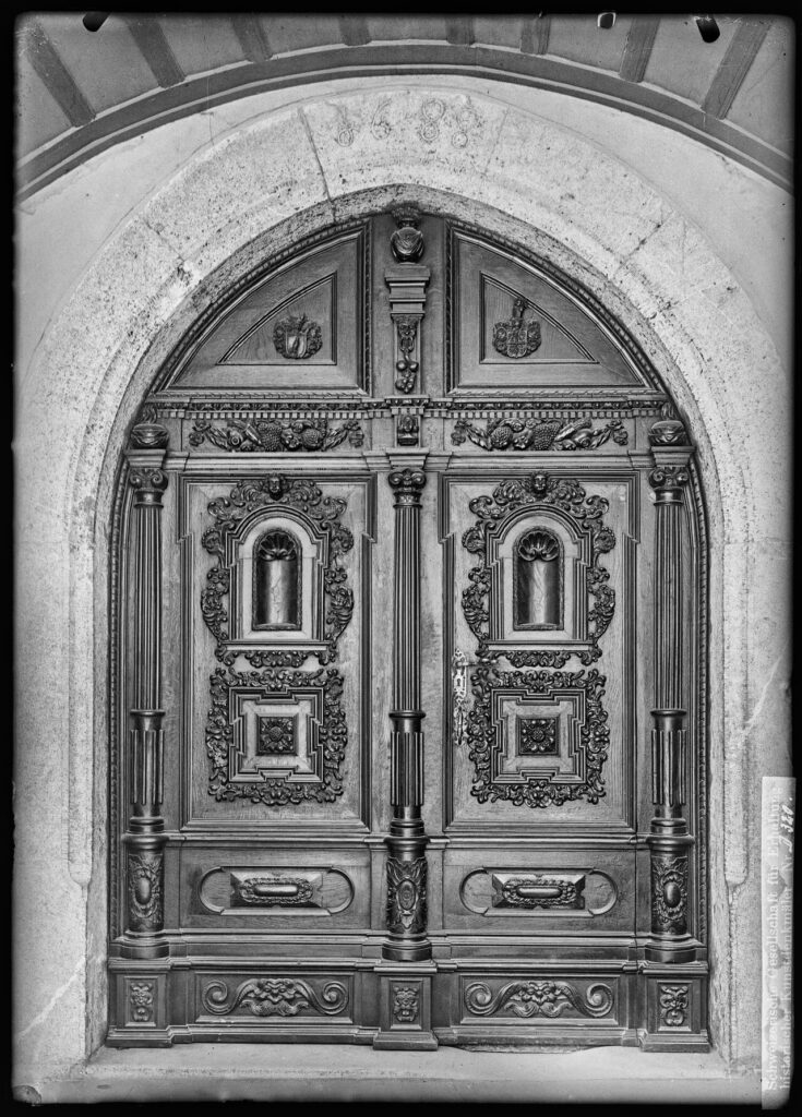 Iglesia de Notre-Dame de Compassion, Bulle