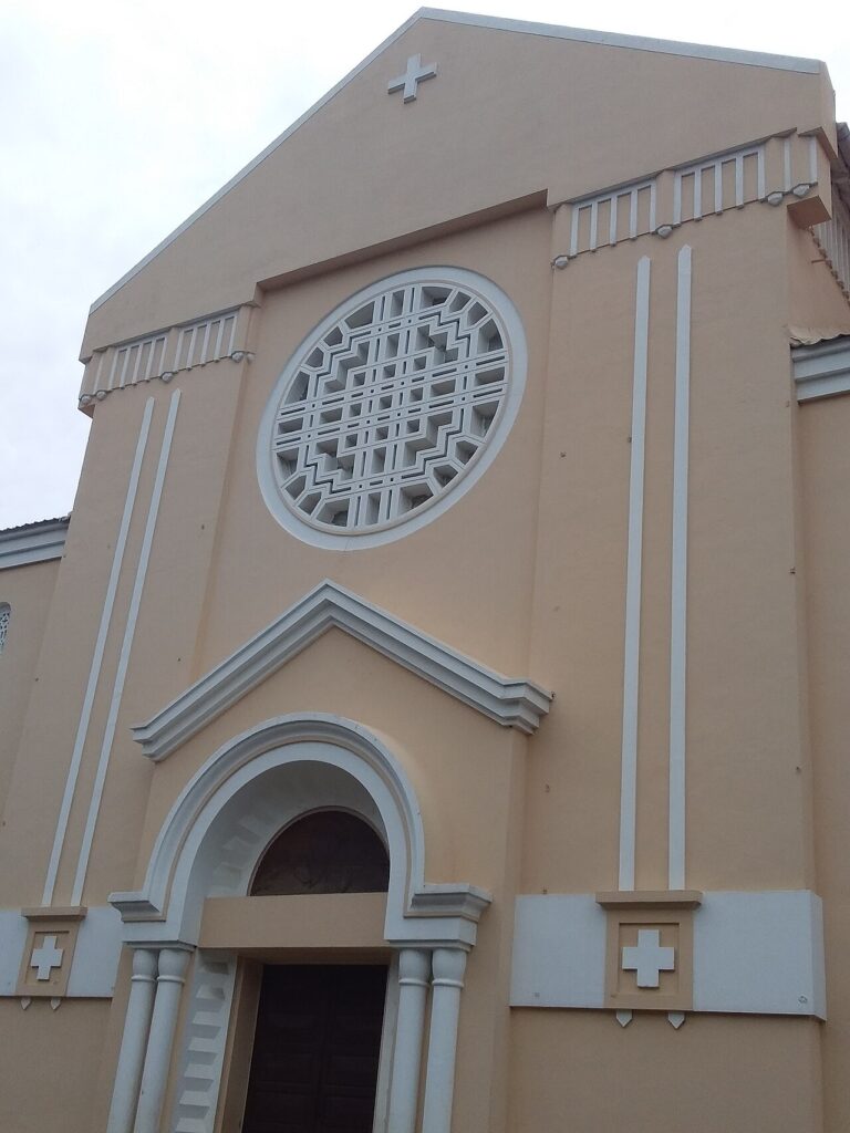 La catedral de Santa María de Conakry (Guinea)