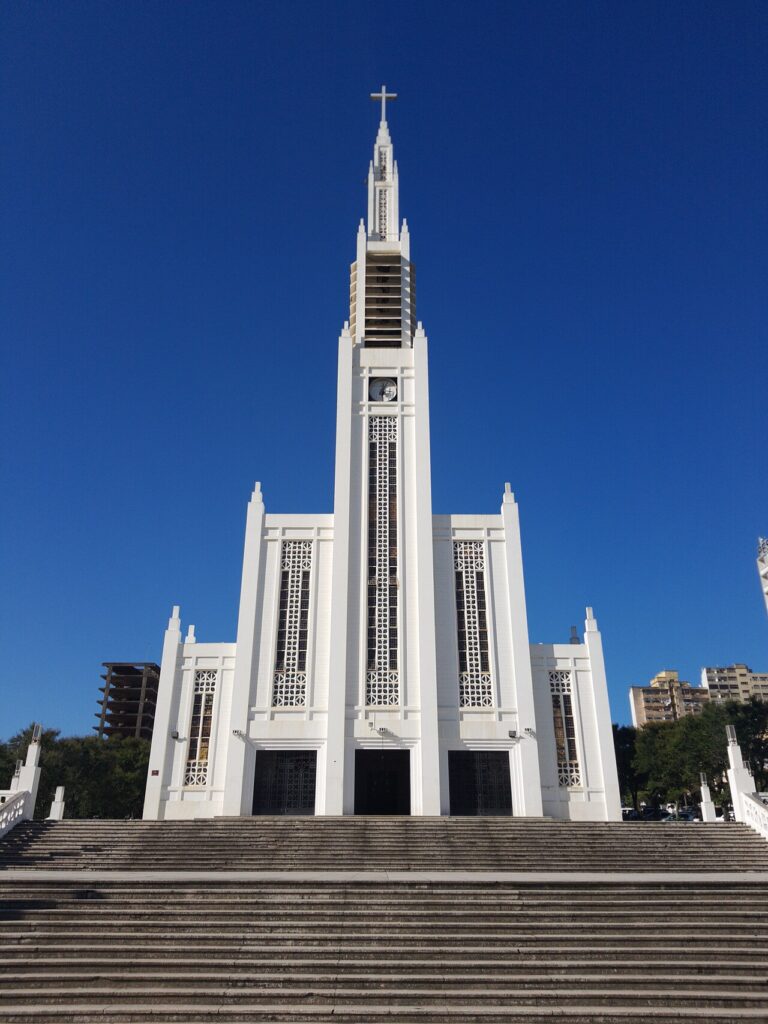 La catedral de la Inmaculada de Maputo (Mozambique)