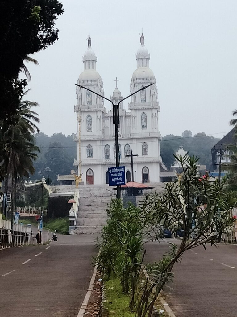El santuario de Marth Mariam de Kuravilangad (Kerala, India)