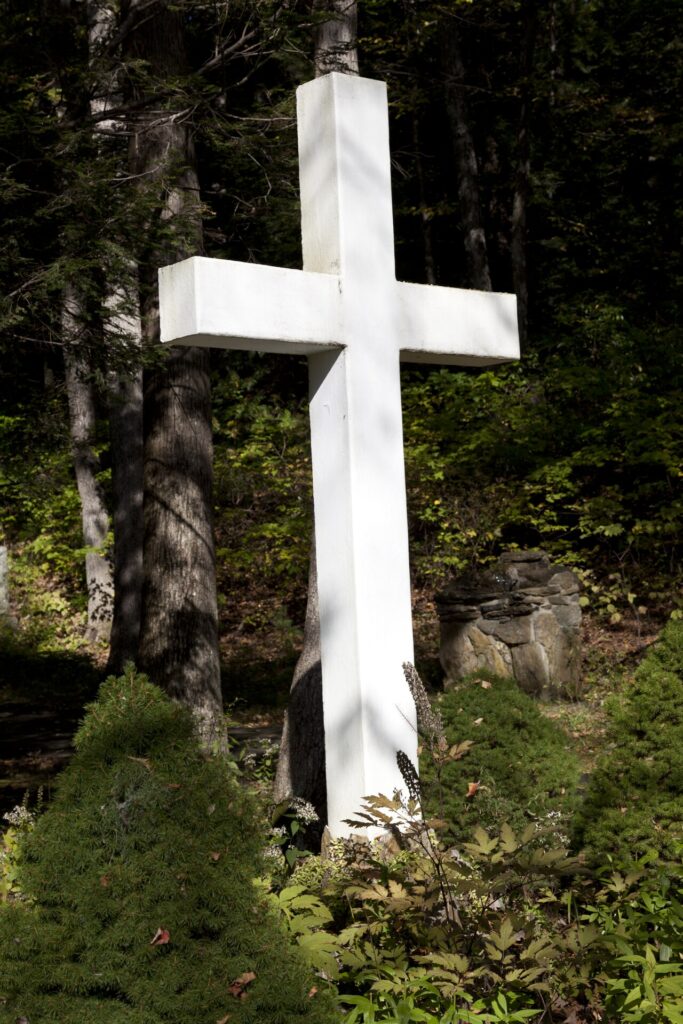 El Santuario de Nuestra Señora de Lourdes de Litchfield (Con