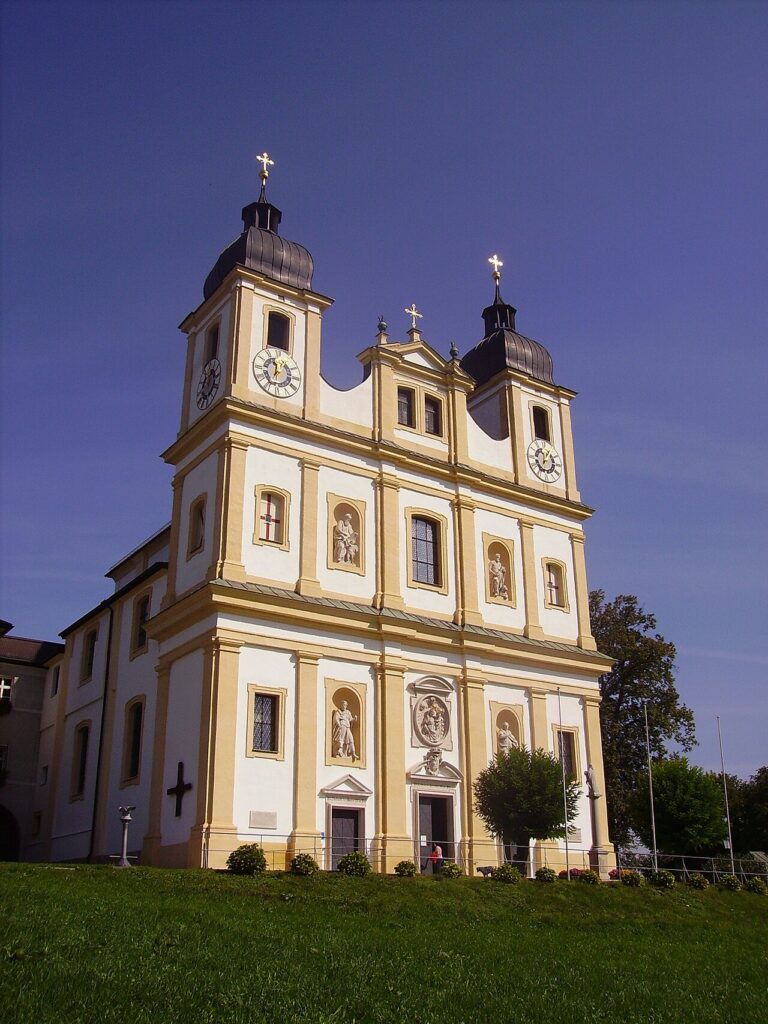 Basílica de Maria Plain