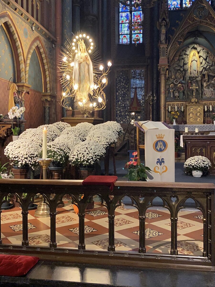 Nuestra Señora de Oostakker-Lourdes