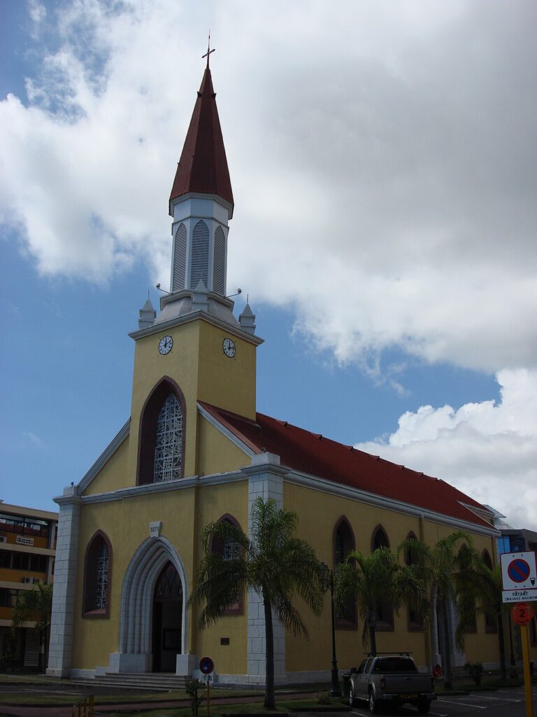 La catedral de Notre-Dame de Papeete (Tahití)