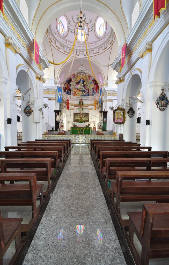 La catedral de la Inmaculada Concepción de Pondicherry (Indi