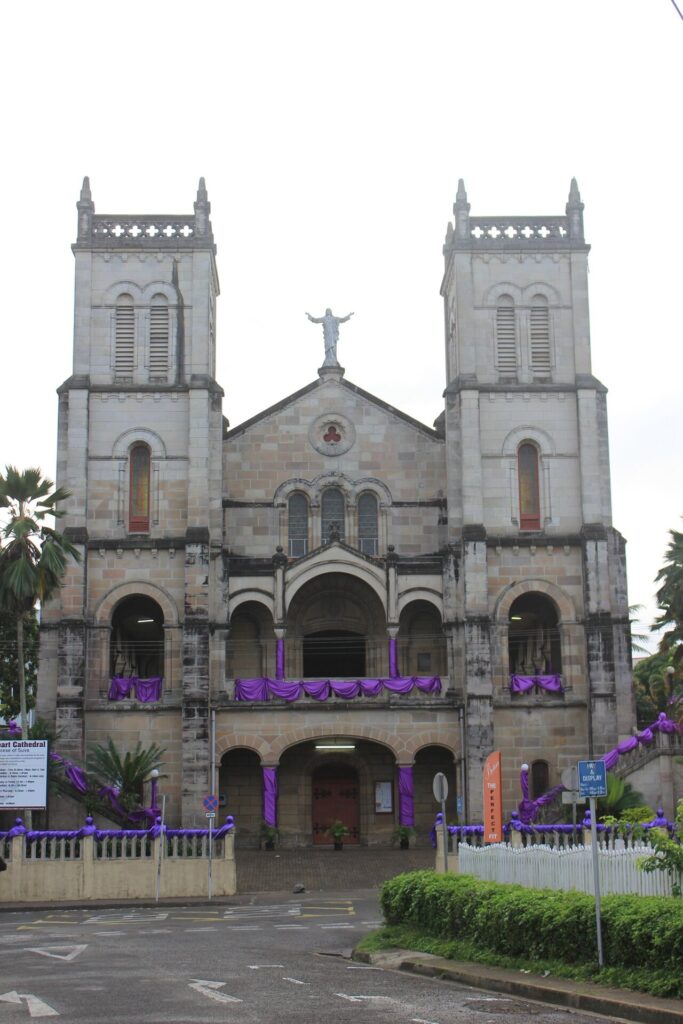 La catedral del Sagrado Corazón de Suva (Fiyi)