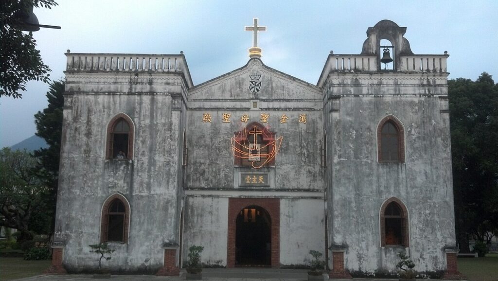 La Basílica de la Inmaculada de Wanjin (Pingtung, Taiwán), t