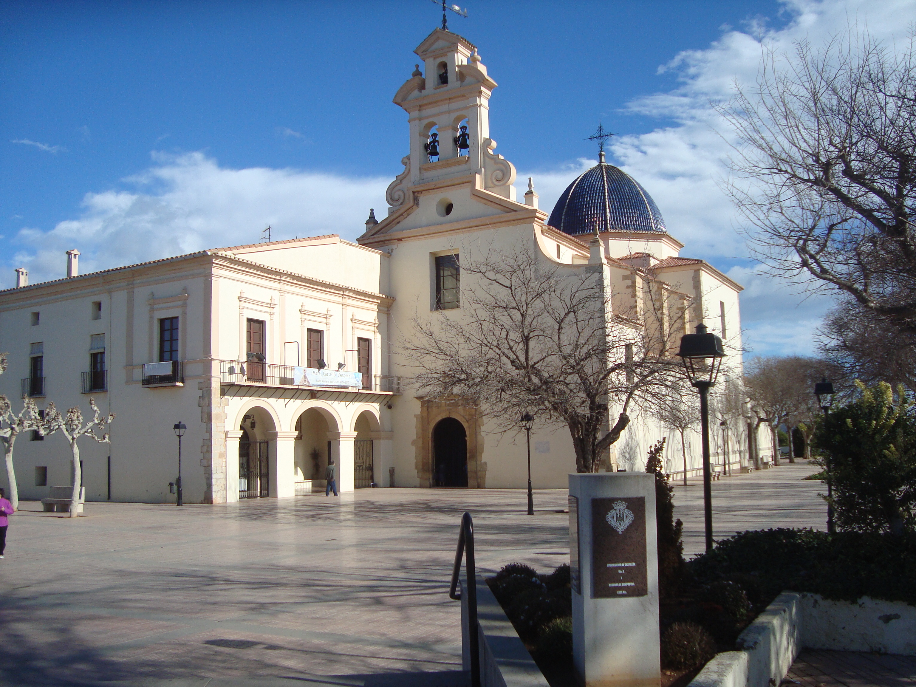 Fachada de la basílica de la Mare de Déu del Lledó, en Castellón de la Plana