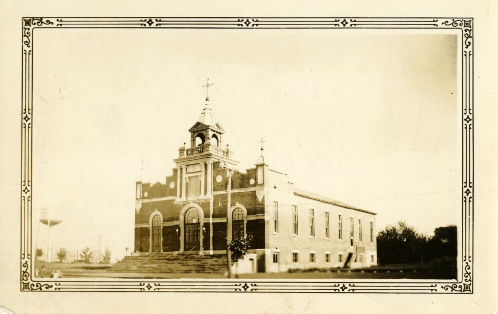 Iglesia Saint-Nazaire de LaSalle, santuario de la Divina Misericordia de Montreal