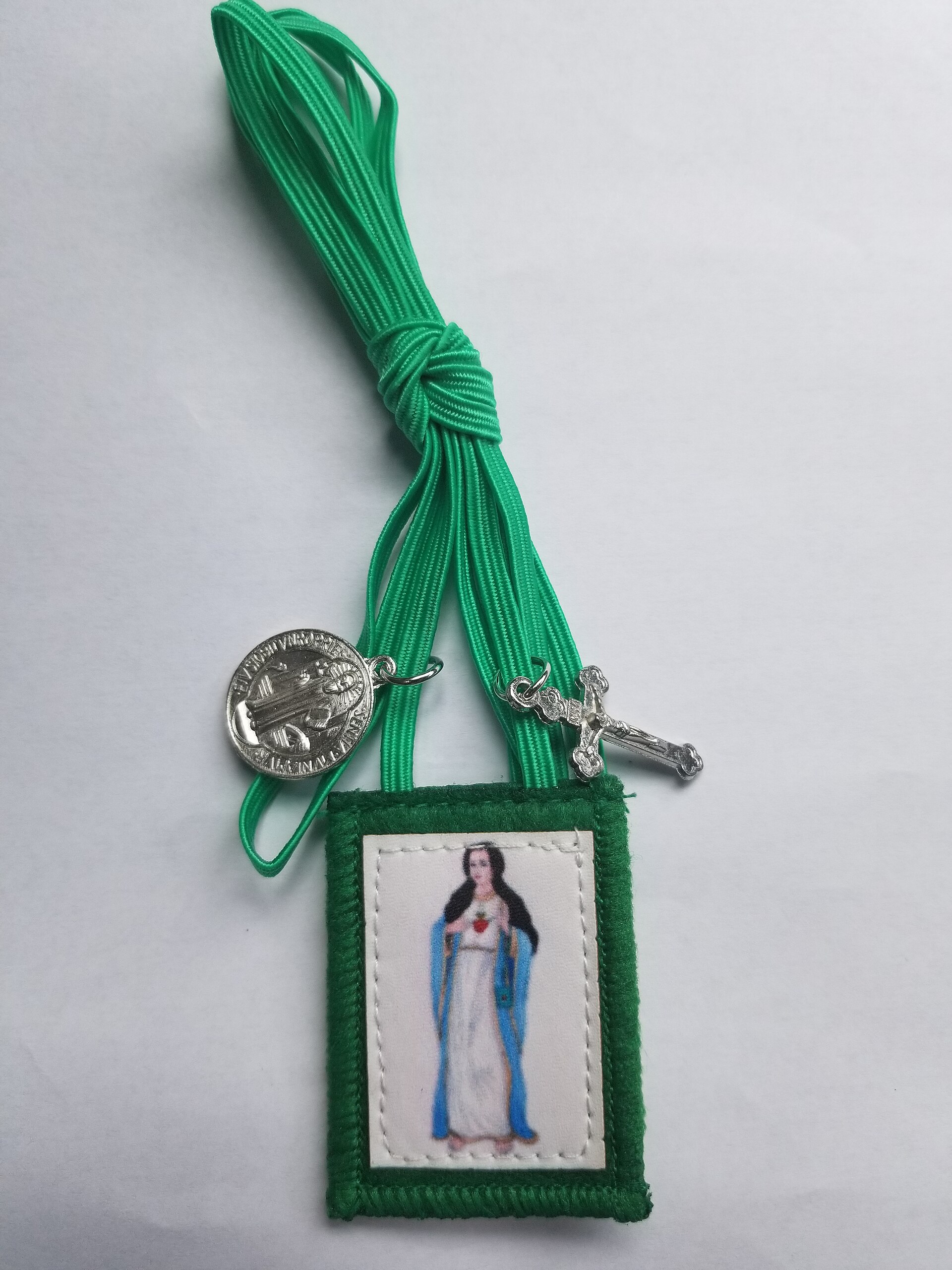 Color green scapular.jpg
