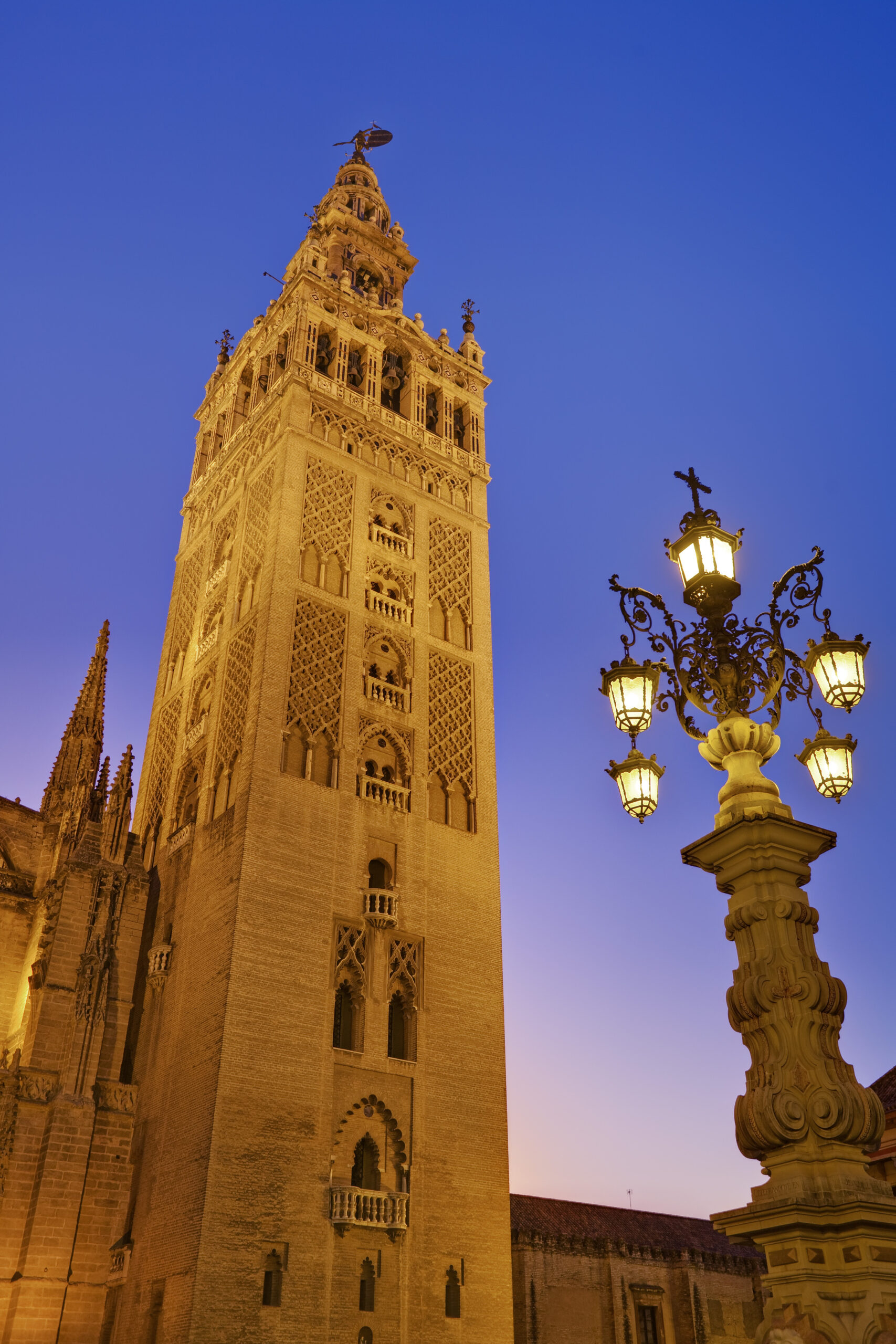 Novena a Nuestra Señora de los Reyes