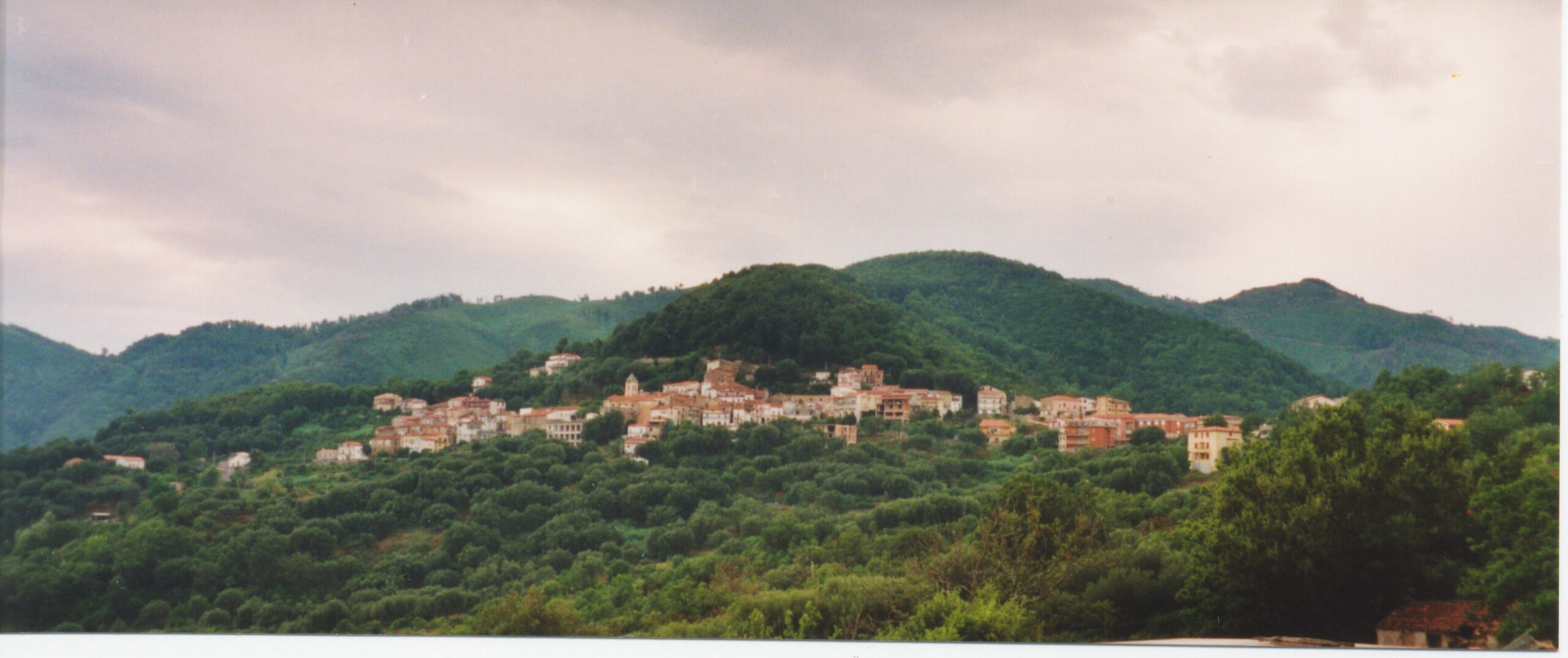 Panorama de San Mauro La Bruca, Italia