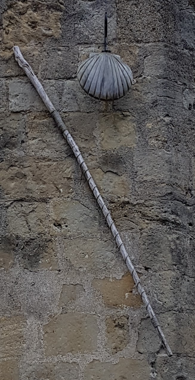 Shell and stick of Saint James pilgrims Cathédrale d'Aire.jpg