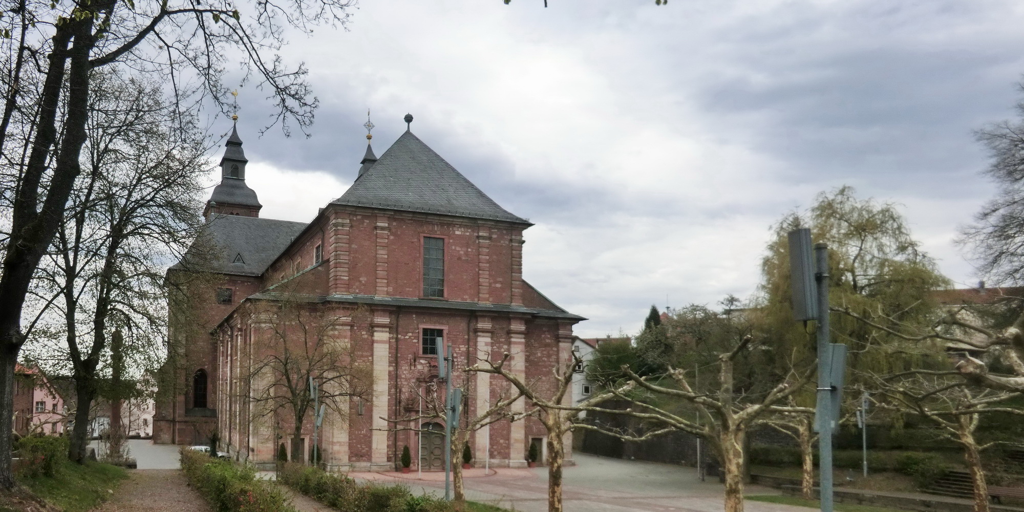 Basílica de San Jorge y de la Santa Sangre de Walldürn, Alemania