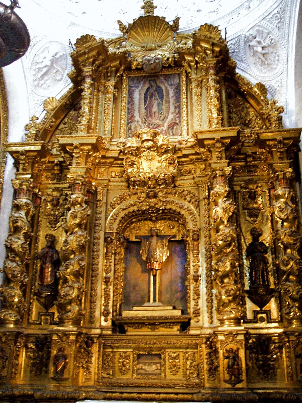 Altar barroco de la capilla de Santo Dominguito del Val en La Seo de Zaragoza
