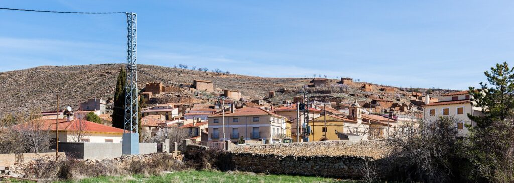 Panorámica del municipio de Cimballa, localidad aragonesa vinculada a la tradición del Santo Dubio