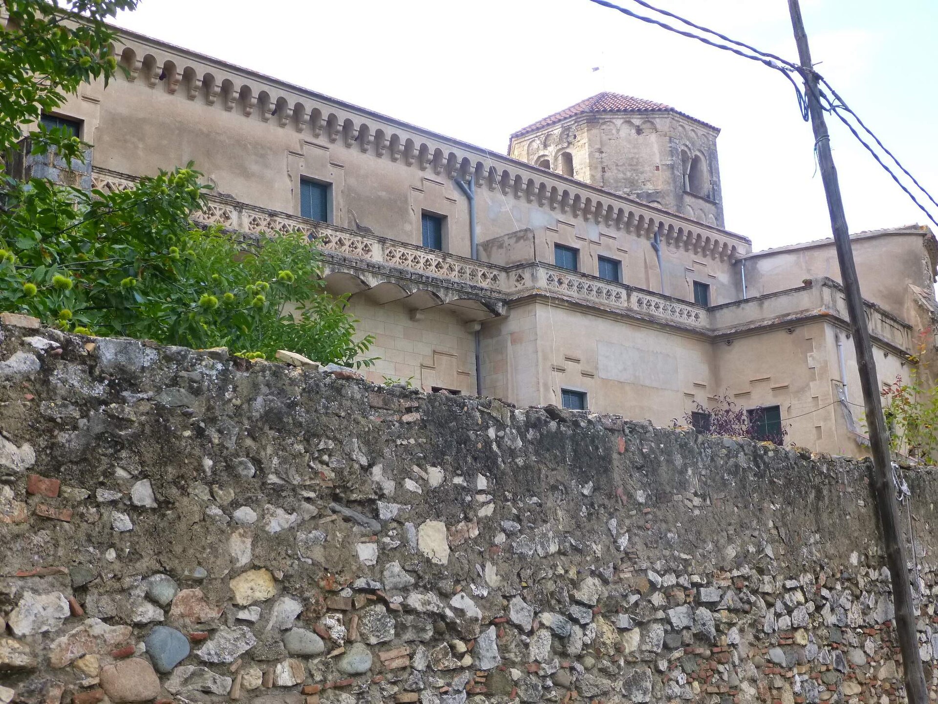 Exterior del monasterio de Sant Daniel de Girona, vinculado a la memoria del Sant Dubte