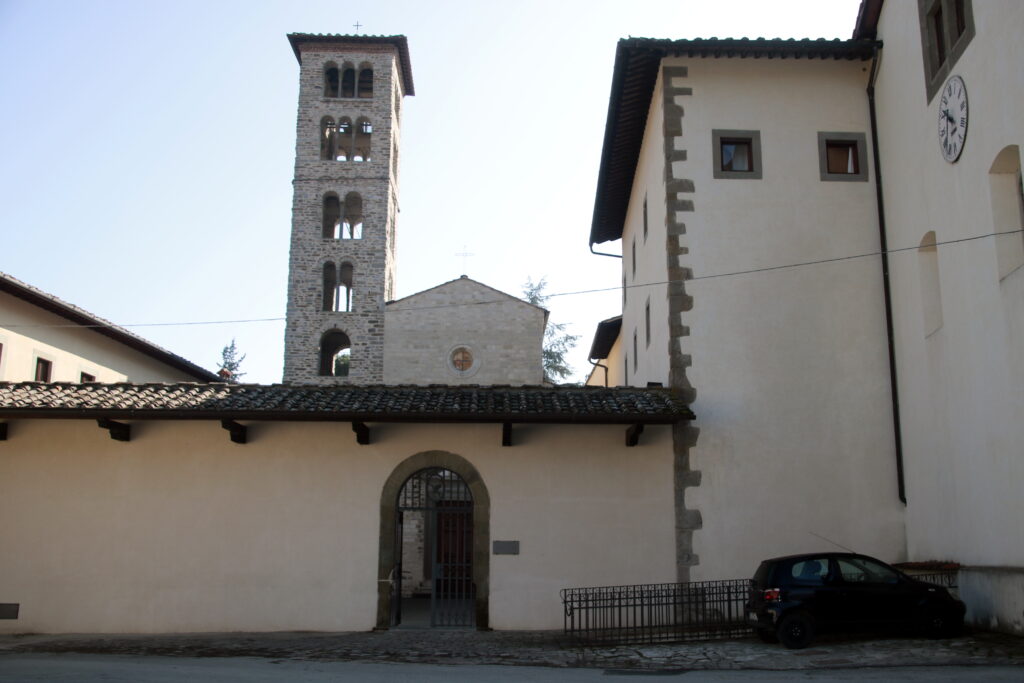 Monasterio de Santa Maria di Rosano en Rignano sull’Arno, Italia