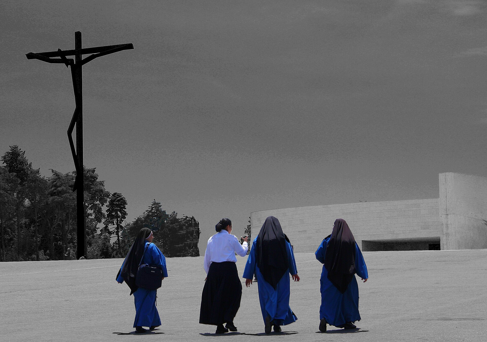panorámica de la Cova da Iria (Fátima, Portugal) con la Capelinha das Aparições